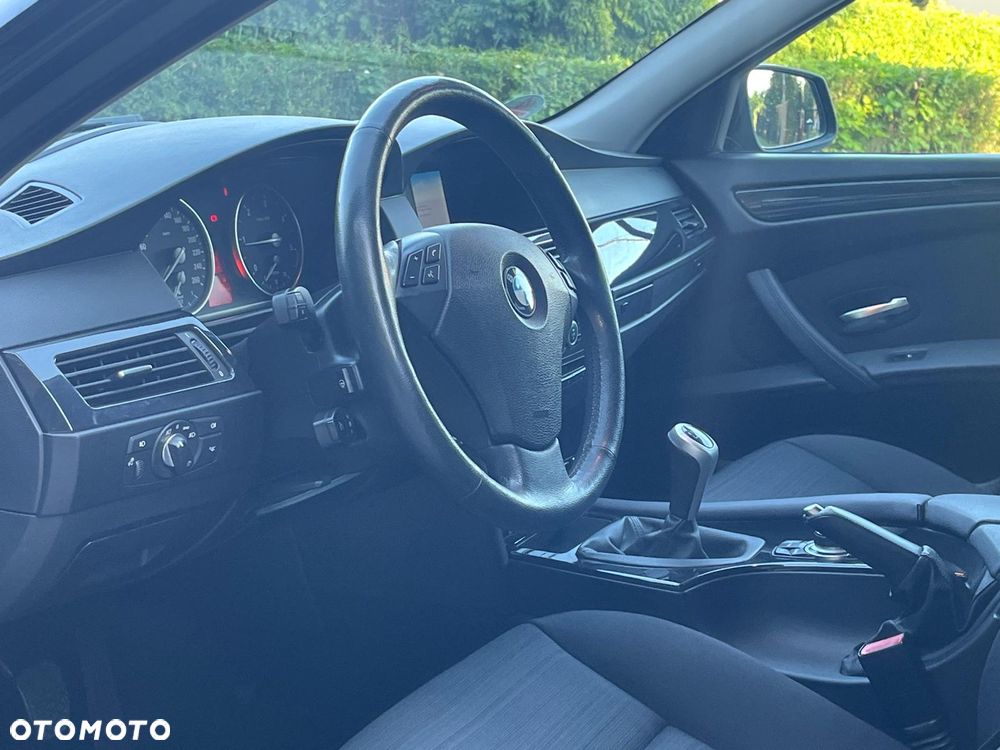 BMW Seria 5 520d Edition Exclusive - 19