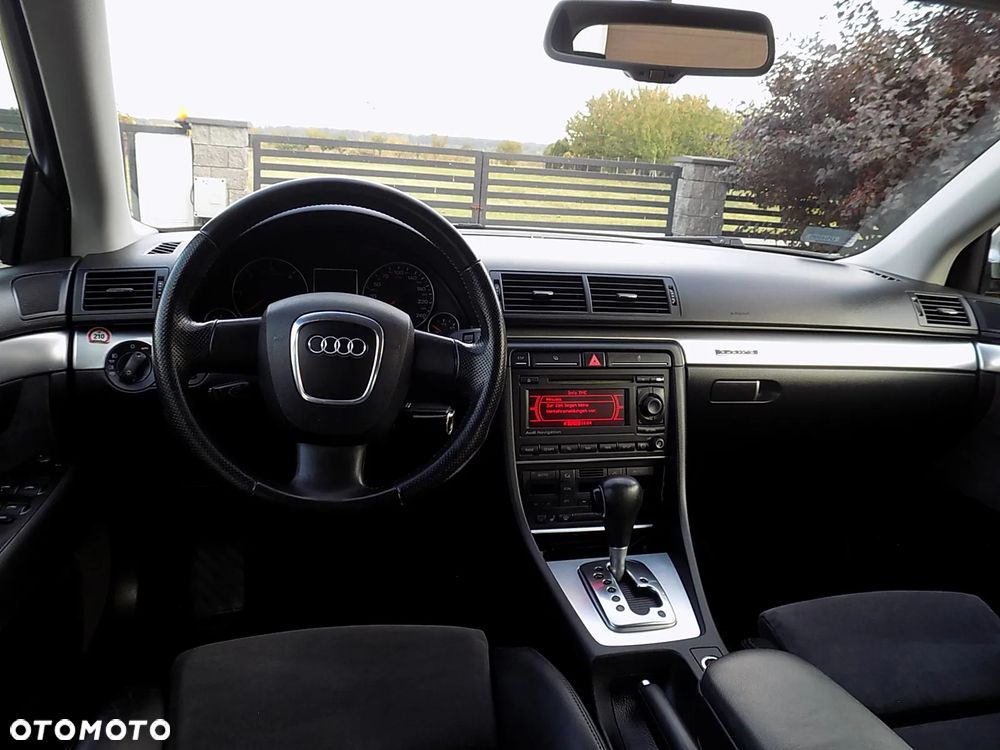 Audi A4 Avant - 27