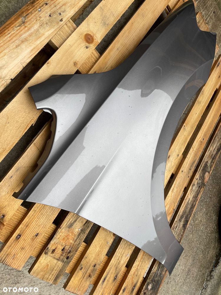 BŁOTNIK PRAWY PRZEDNI VOLKSWAGEN SPORTSVAN 510 SZARY W KOLOR 510821106D - 4