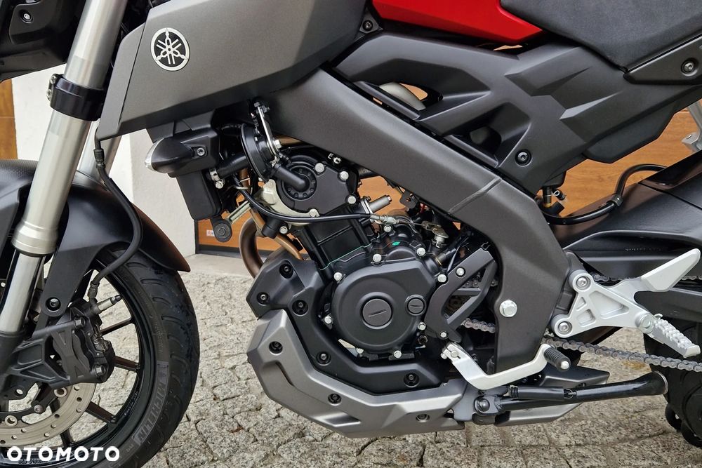 Yamaha MT - 20