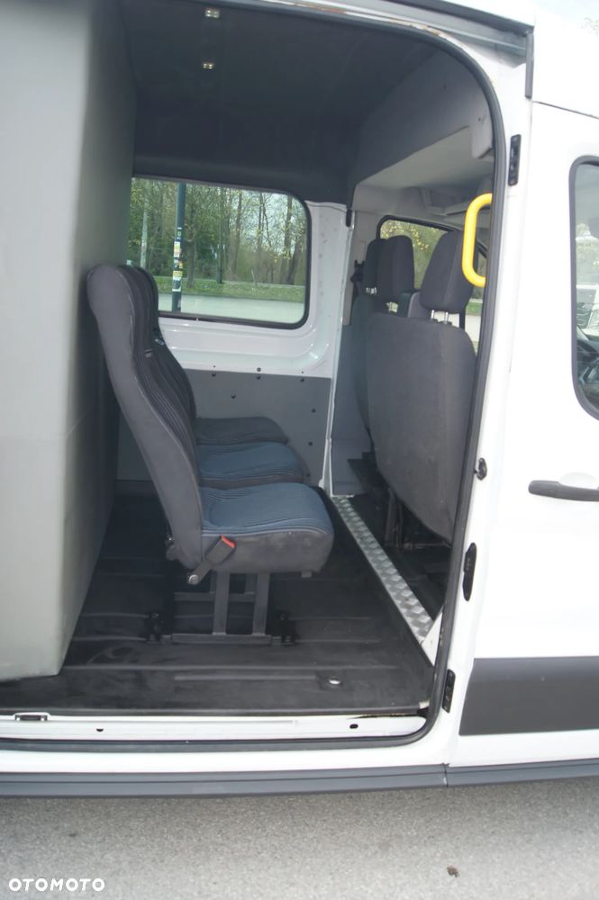 Ford transit - 12