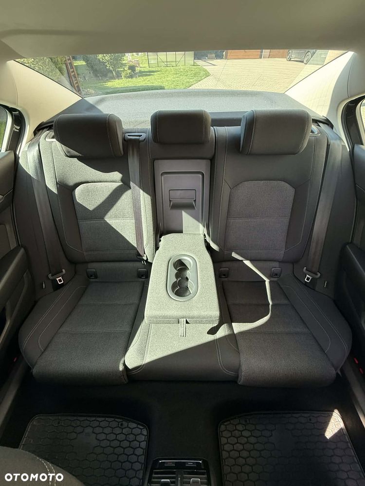 Volkswagen Passat 1.5 TSI EVO Comfortline - 12