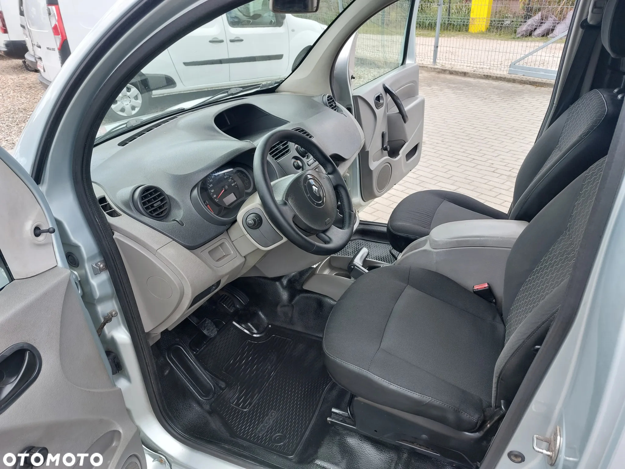 Renault Kangoo - 10