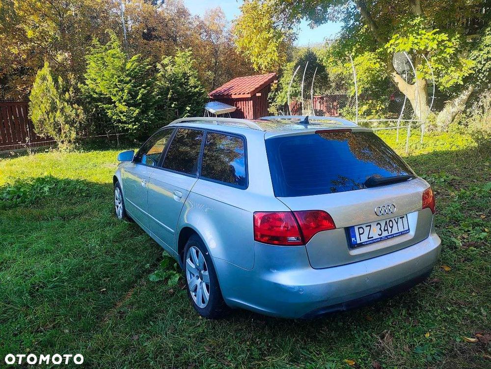 Audi A4 Avant - 4