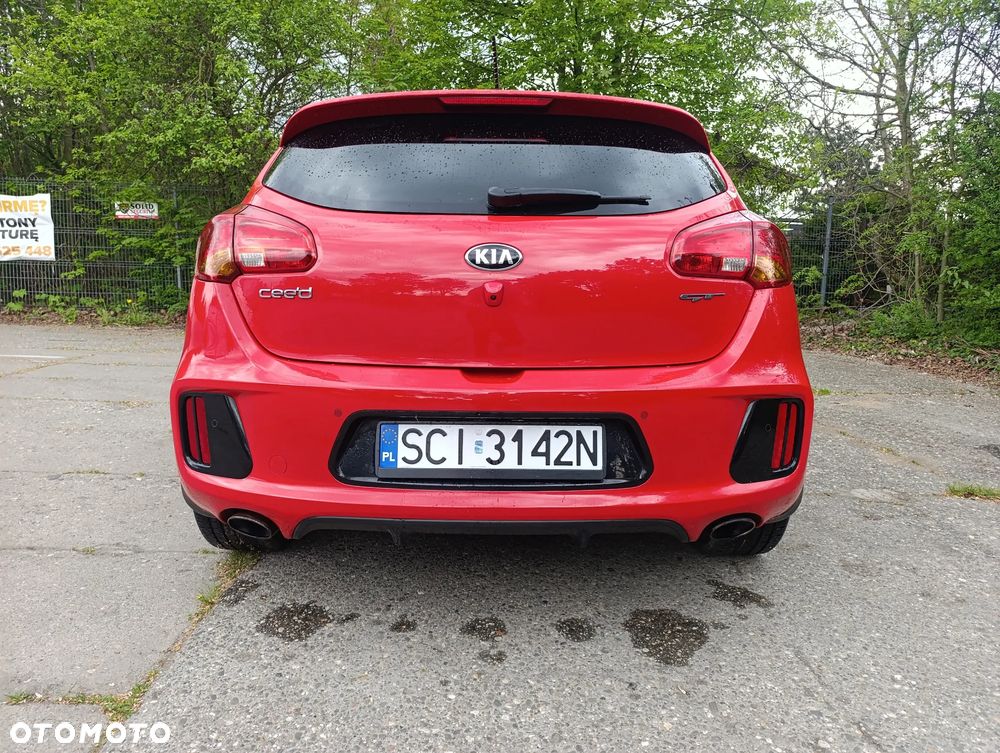 Kia Ceed 1.6 T-GDI GT - 7