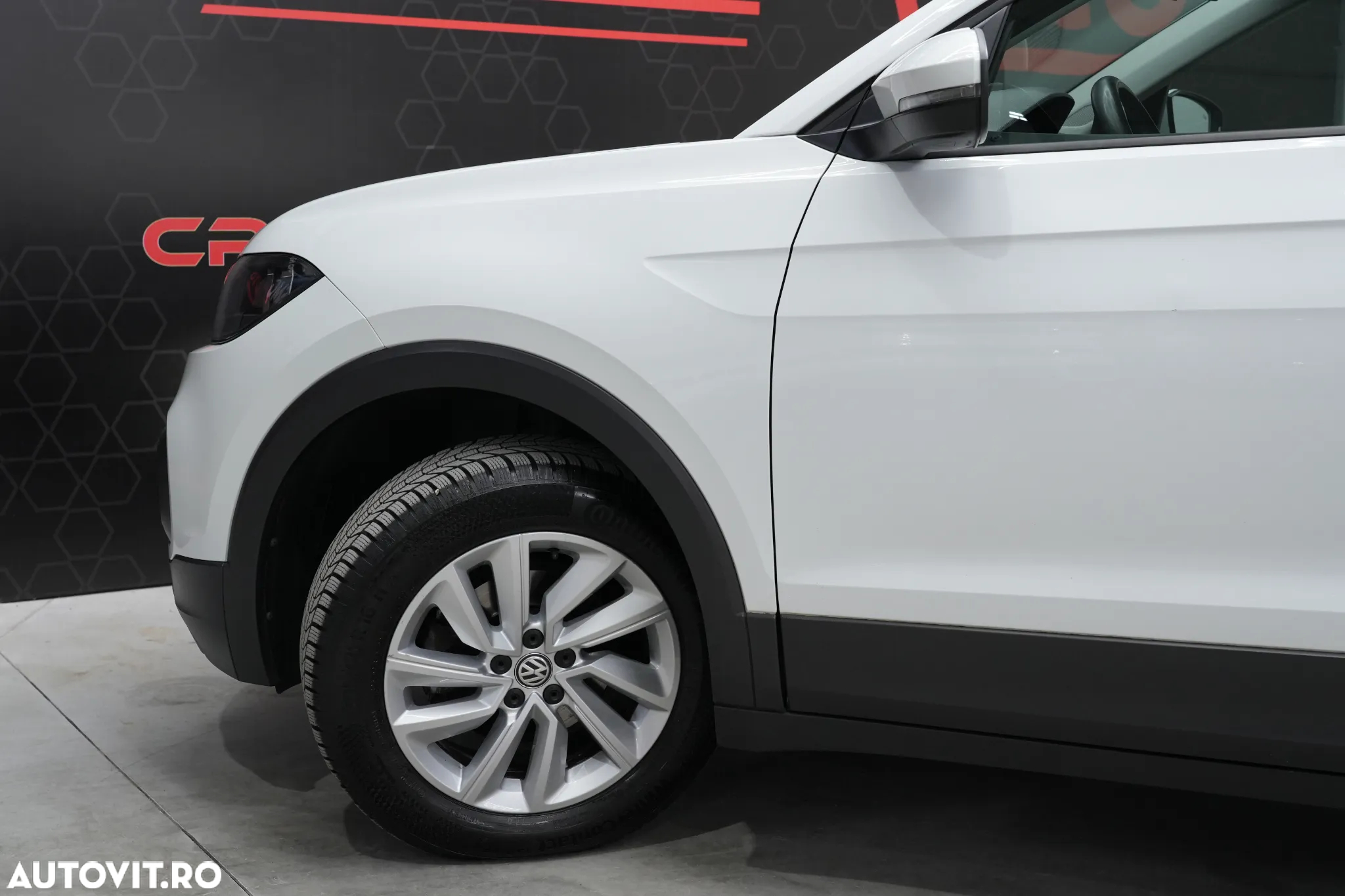 Volkswagen T-Cross 1.0 TSI OPF DSG Life - 32