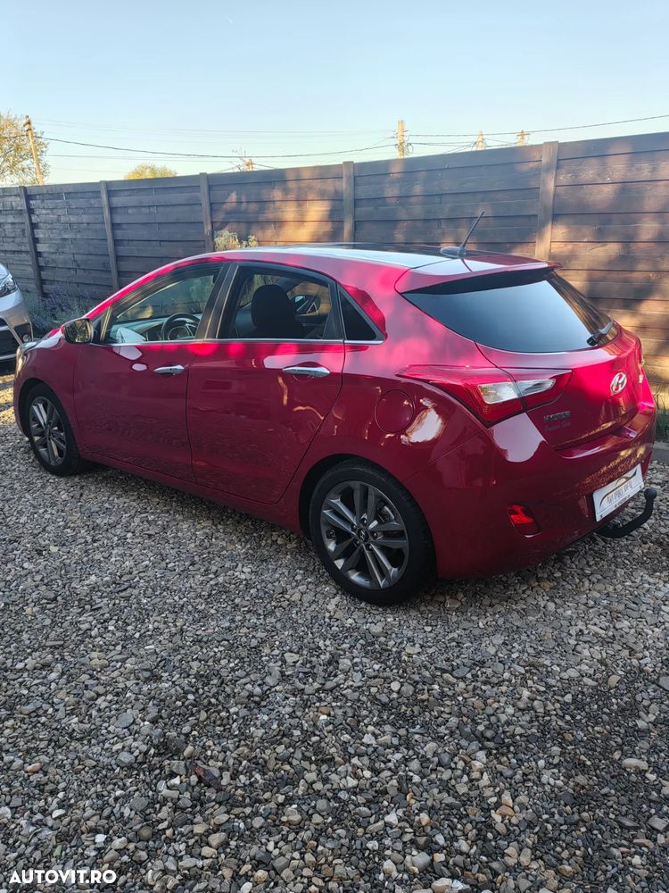 Hyundai i30 1.6 CRDI Premium - 8