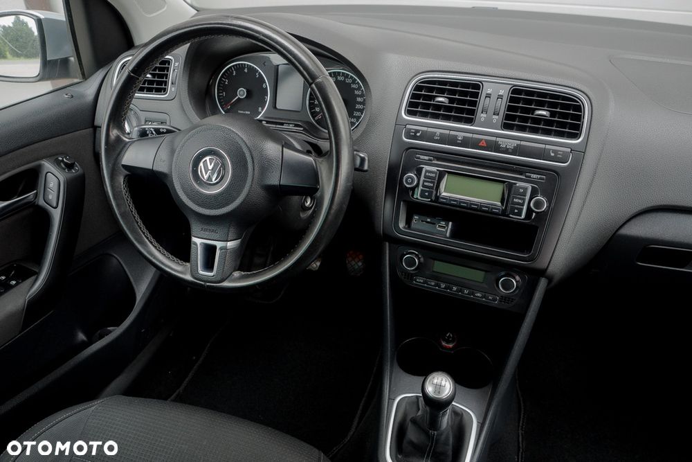 Volkswagen Polo 1.4 Highline - 31