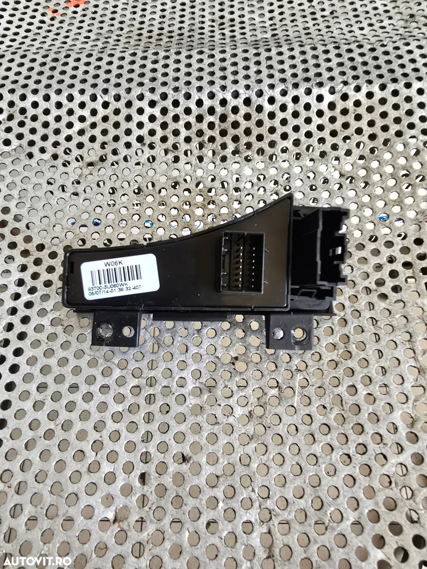 Butoane Buton 4x4 Esp Kia Sportage 3 An 2010-2015 Motor D4HA Cod 93700-3U060 - 4