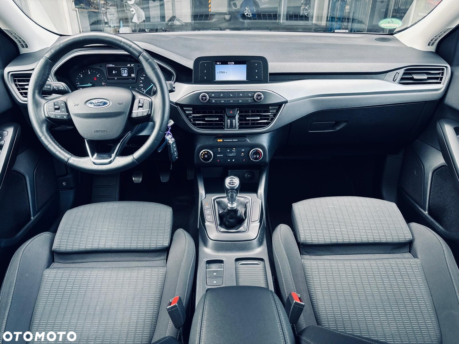 Ford Focus - 18