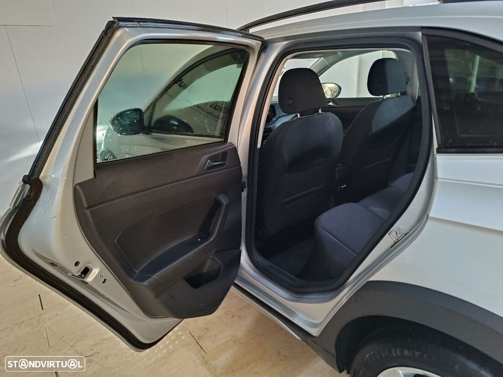 VW Taigo 1.0 TSI Urban - 10