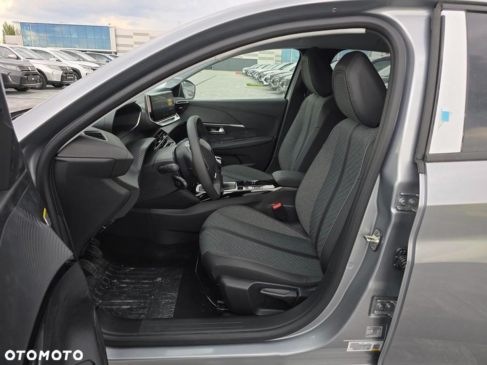 Peugeot 208 1.2 PureTech Allure S&S - 11
