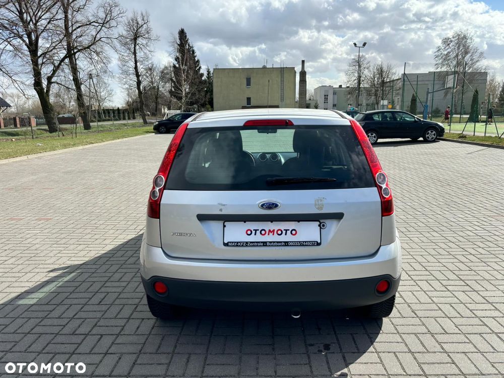 Ford Fiesta - 27
