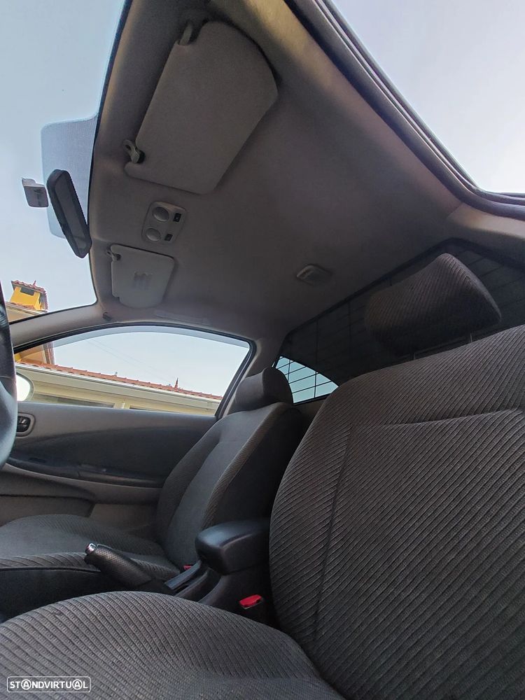 Nissan Almera 2.2 Di Elegance - 18