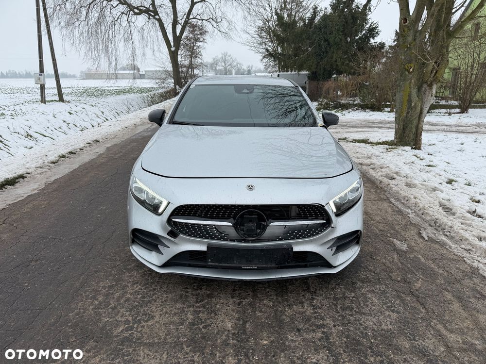 Mercedes-Benz Klasa A 180 7G-DCT AMG Line Advanced Plus - 3