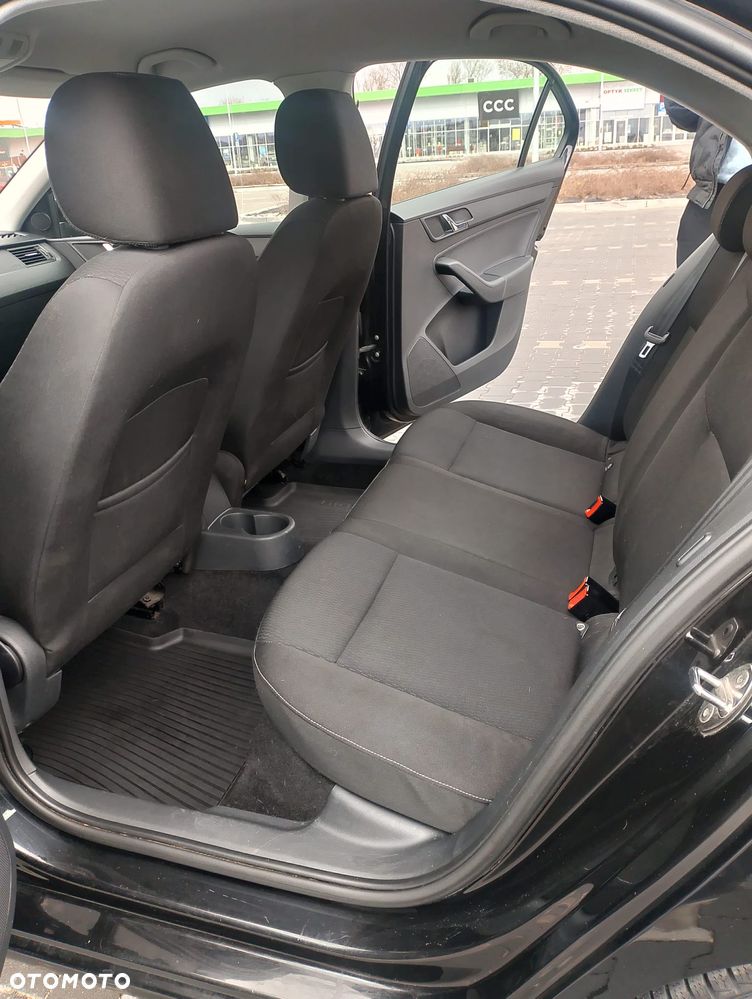 Skoda RAPID - 9