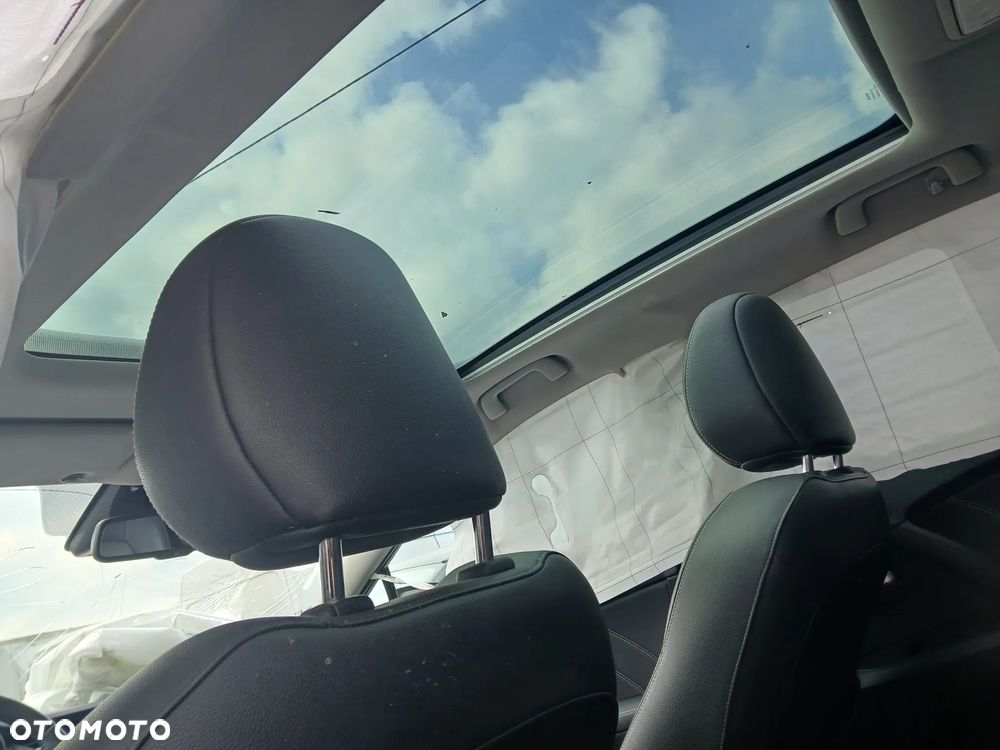 Toyota Avensis Touring Sports 2.0 D-4D Business Edition - 8