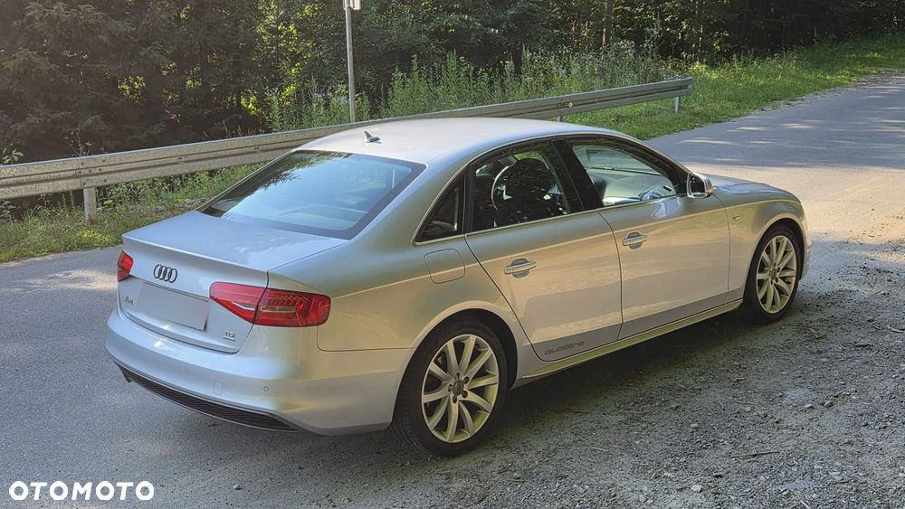 Audi A4 Limousine 2.0 TDI DPF quattro S line Sportpaket - 13