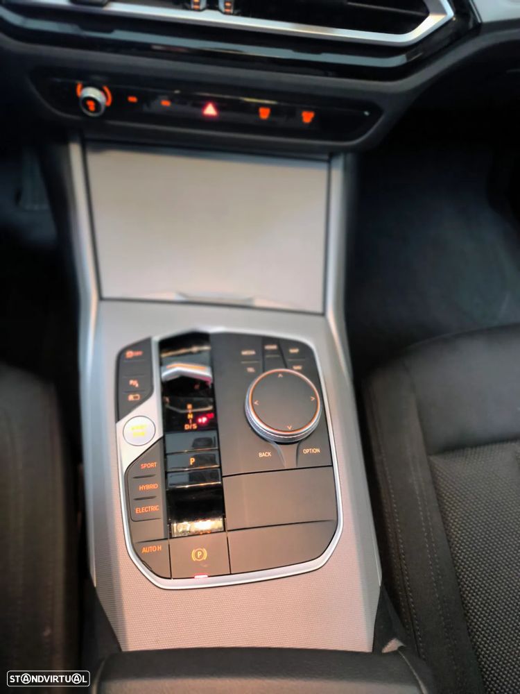 BMW 320 e Line Luxury Auto - 12