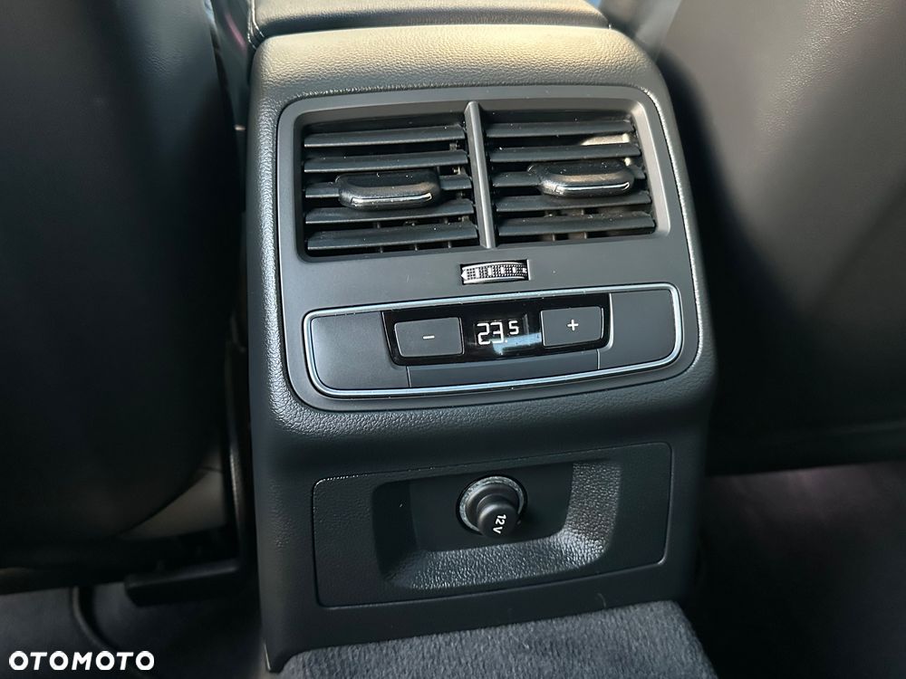 Audi A4 Limousine 40 TFSI S tronic S line - 30