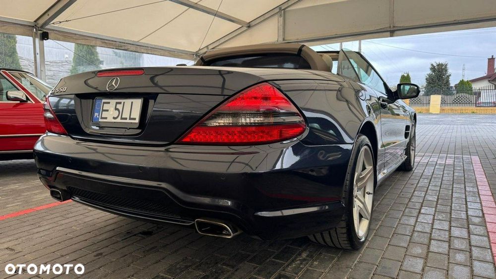 Mercedes-Benz SL - 23