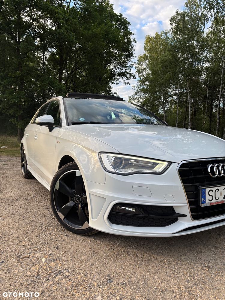 Audi A3 Sportback 1.6 TDI DPF S line Sportpaket - 2