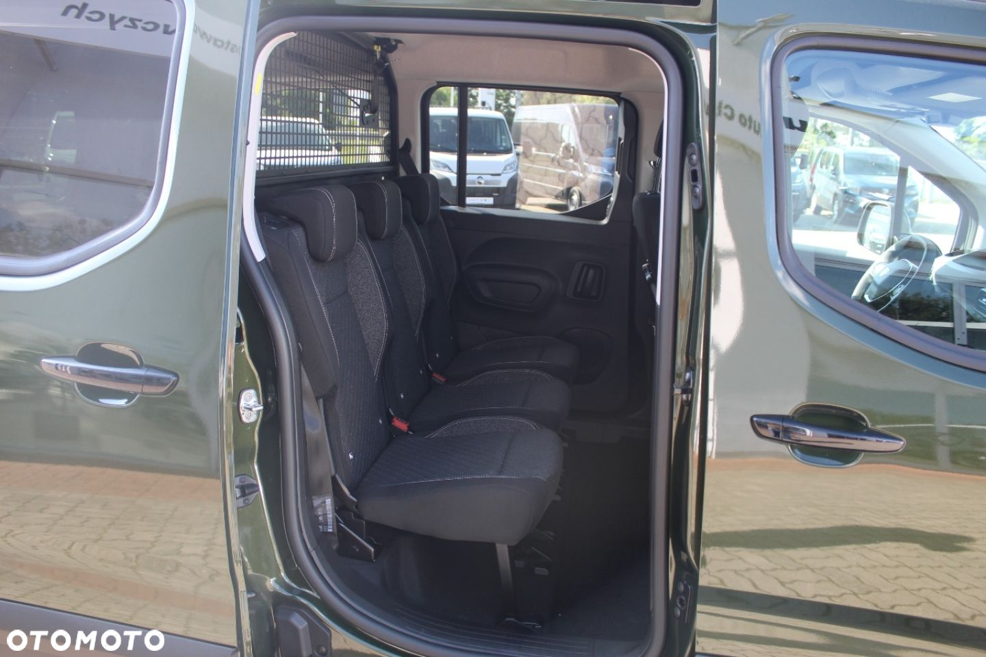 Peugeot Rifter - 23