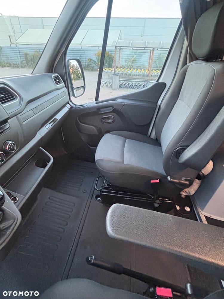 Renault Master - 11