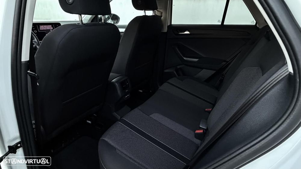 VW T-Roc 1.5 TSI Life DSG - 30