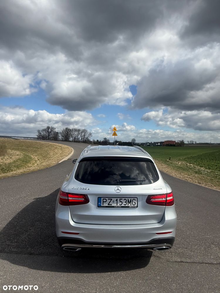 Mercedes-Benz GLC - 7