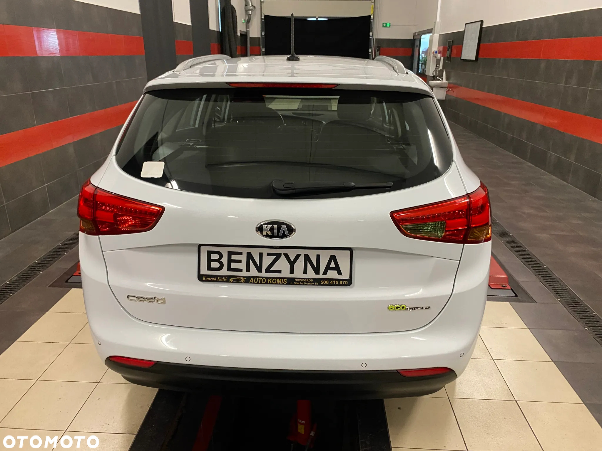 Kia Ceed 1.6 GDI Platinum Edition - 12