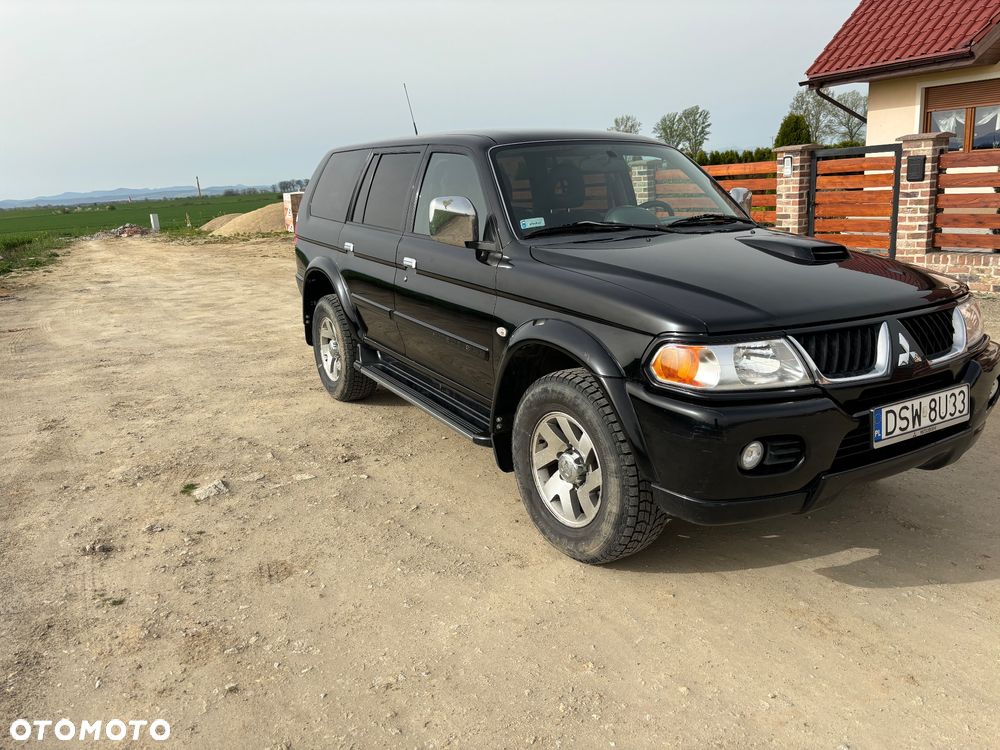 Mitsubishi Pajero Sport 2.5 TD Intense Dakar - 3