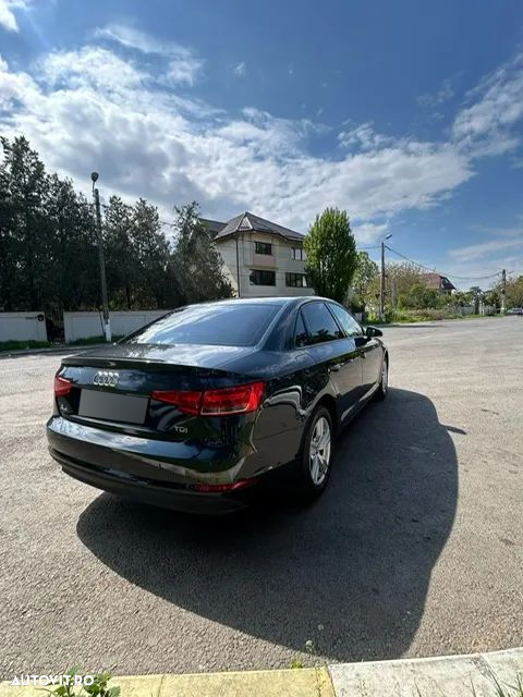Audi A4 2.0 TDI S tronic Design - 6