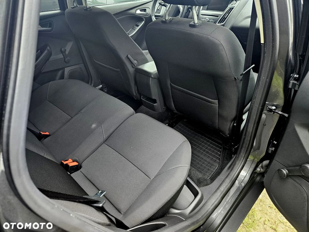 Ford Focus 1.5 EcoBoost Start-Stopp-System Business Edition - 19