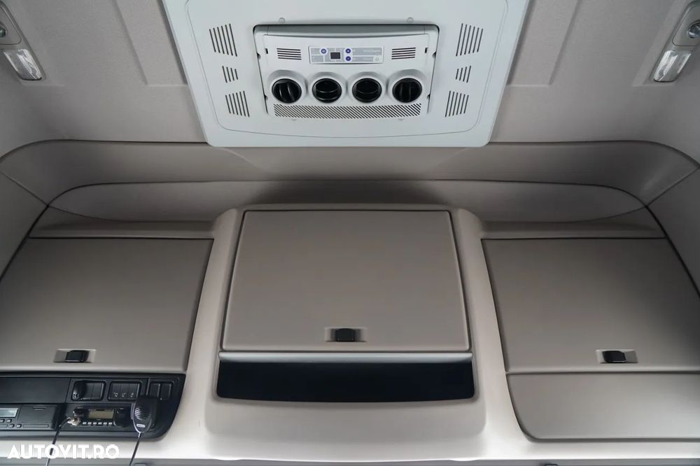 DAF XF 480 / CUPLAJ TANDEM / SSC / MEGA / PUNȚĂ RIDICATĂ / I-PARK COOL / ȘINGURI PENTRU STICLE / REMORCA WECON - 7,70 M / - 31