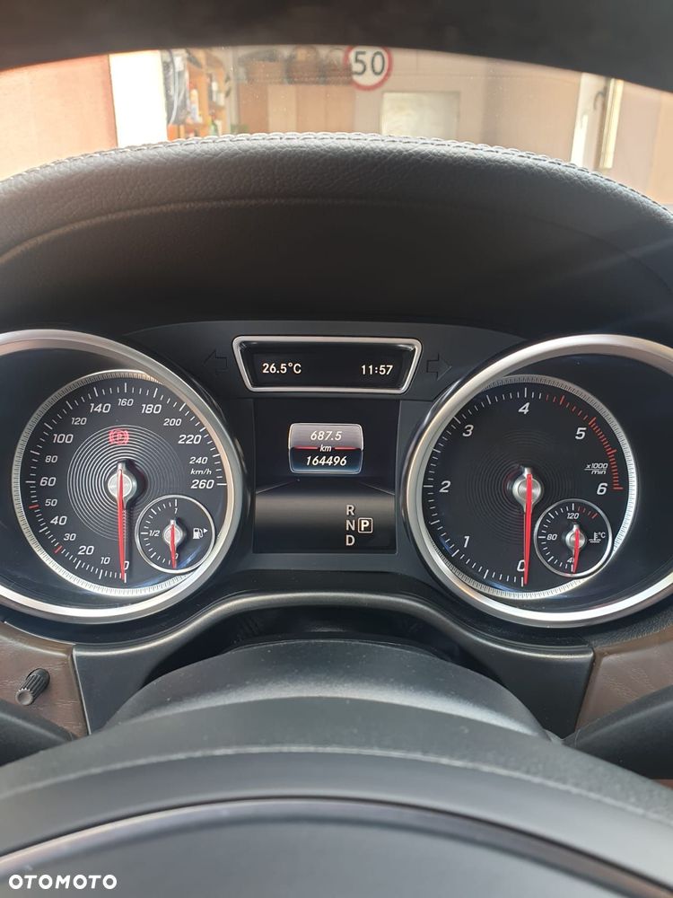 Mercedes-Benz GLS - 15