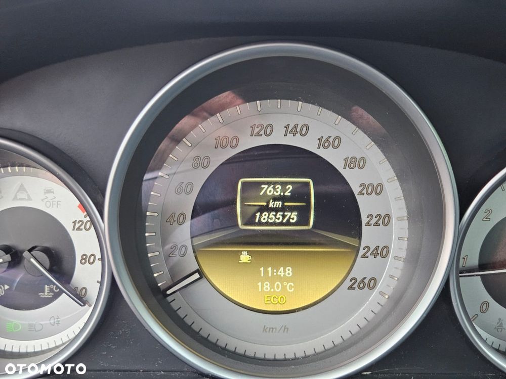 Mercedes-Benz Klasa C 180 CDI Avantgarde Edition - 9