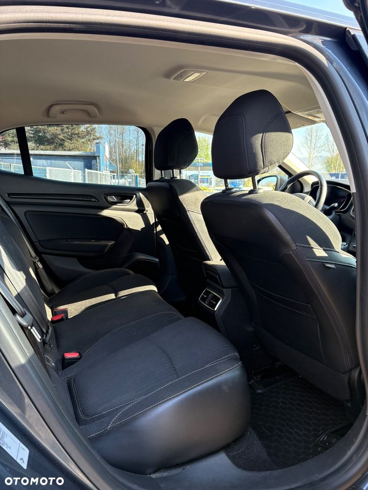 Renault Megane ENERGY TCe 100 EXPERIENCE - 10