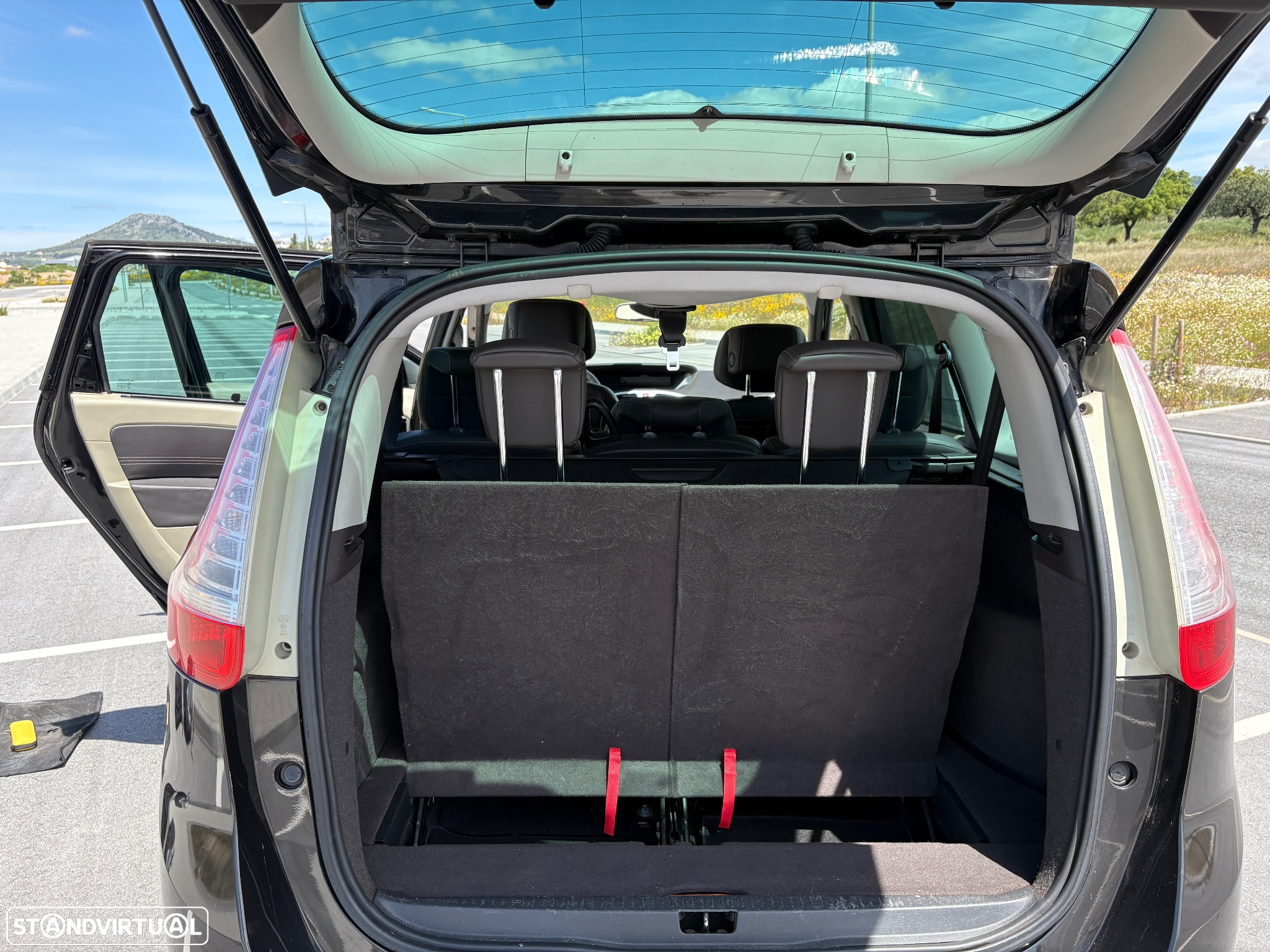 Renault Grand Scénic 1.5 dCi Luxe 7L - 37