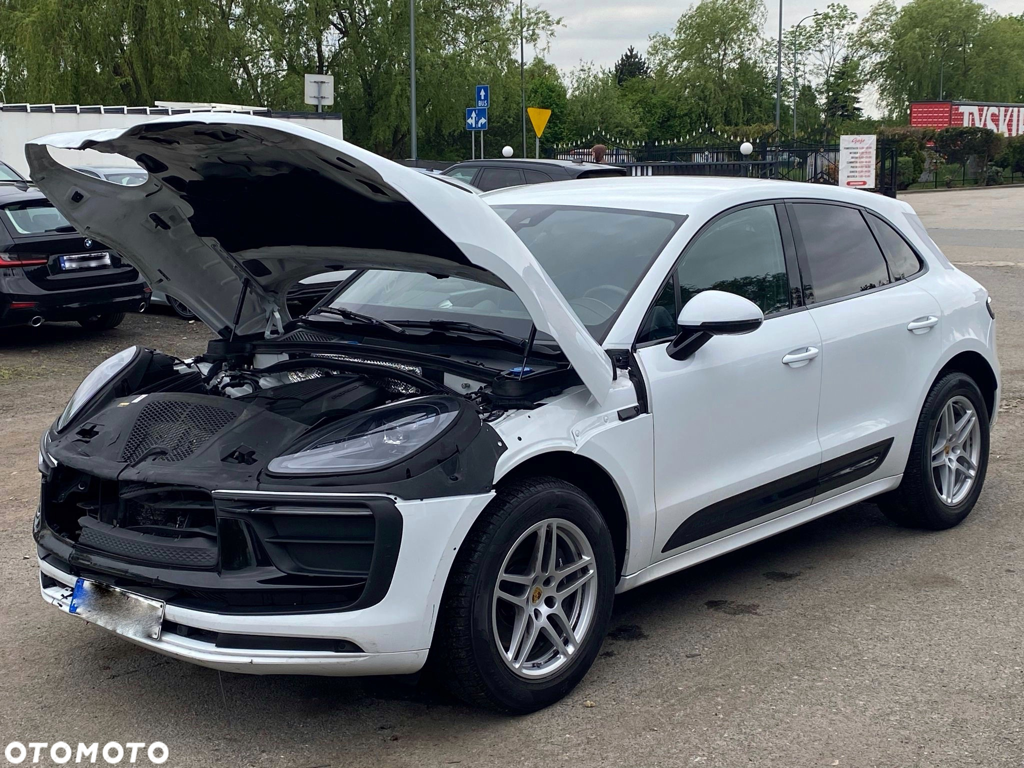 Porsche Macan T - 4