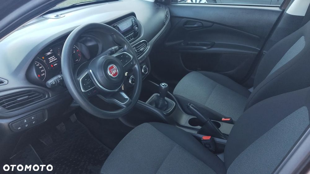 Fiat Tipo 1.0 T3 - 13