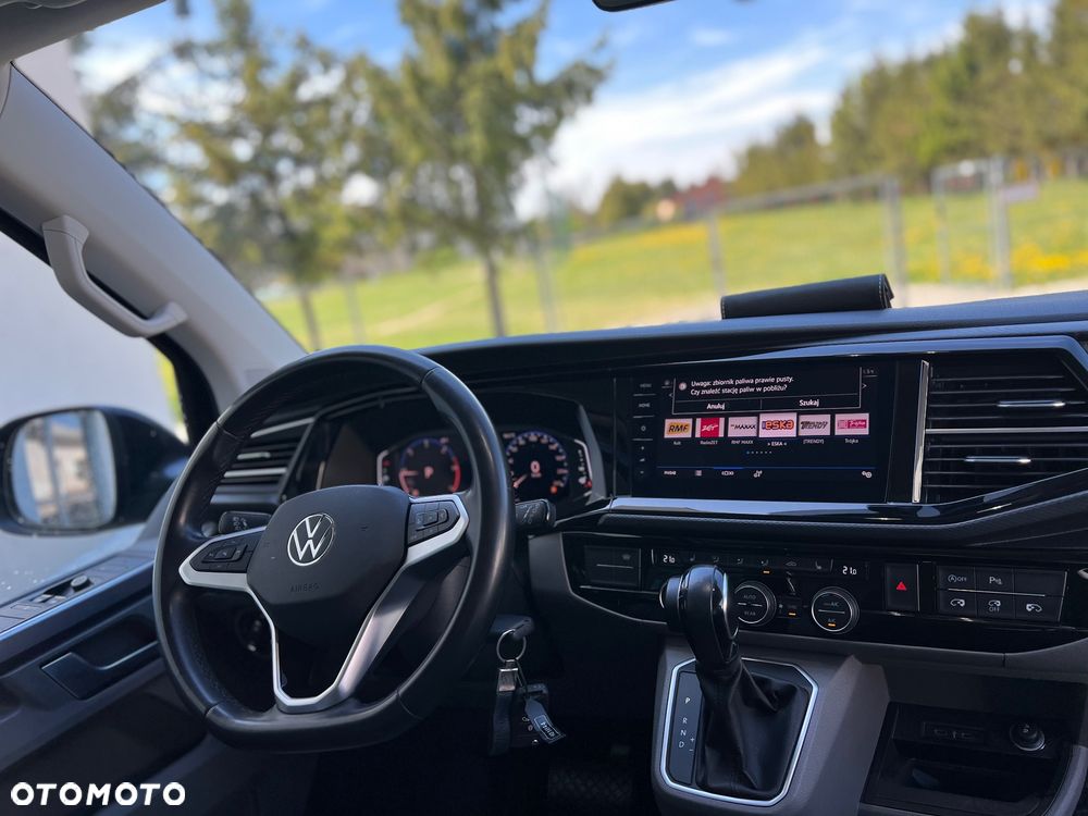 Volkswagen Caravelle - 16