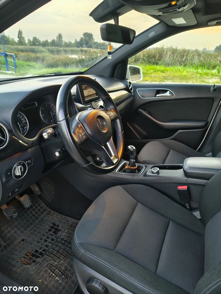 Mercedes-Benz Klasa B 180 CDI - 10