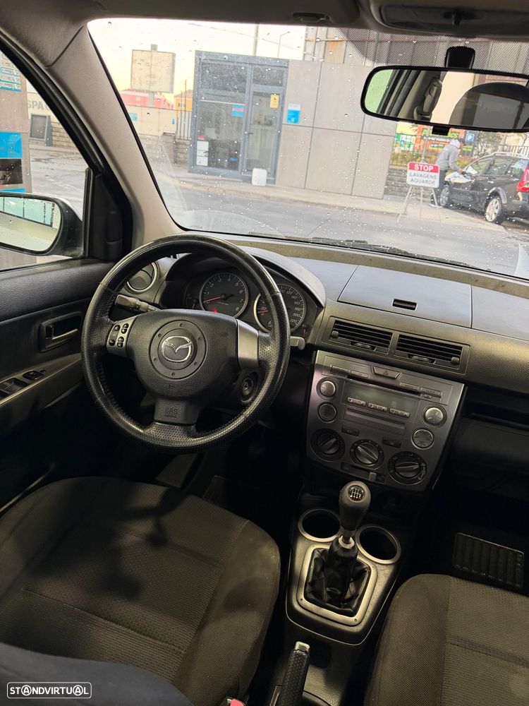 Mazda 2 - 3