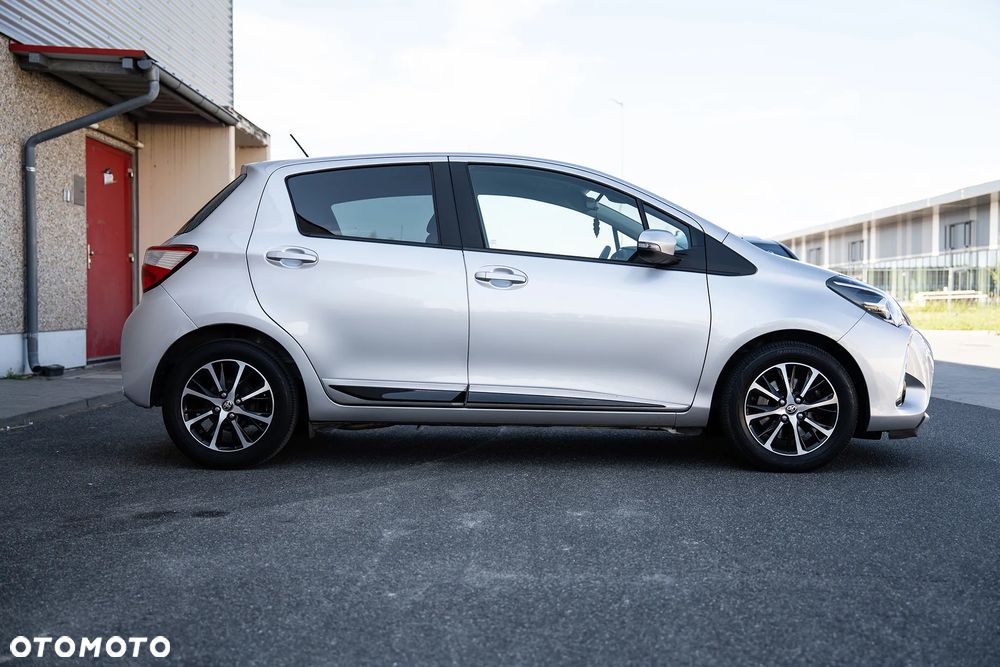 Toyota Yaris - 7