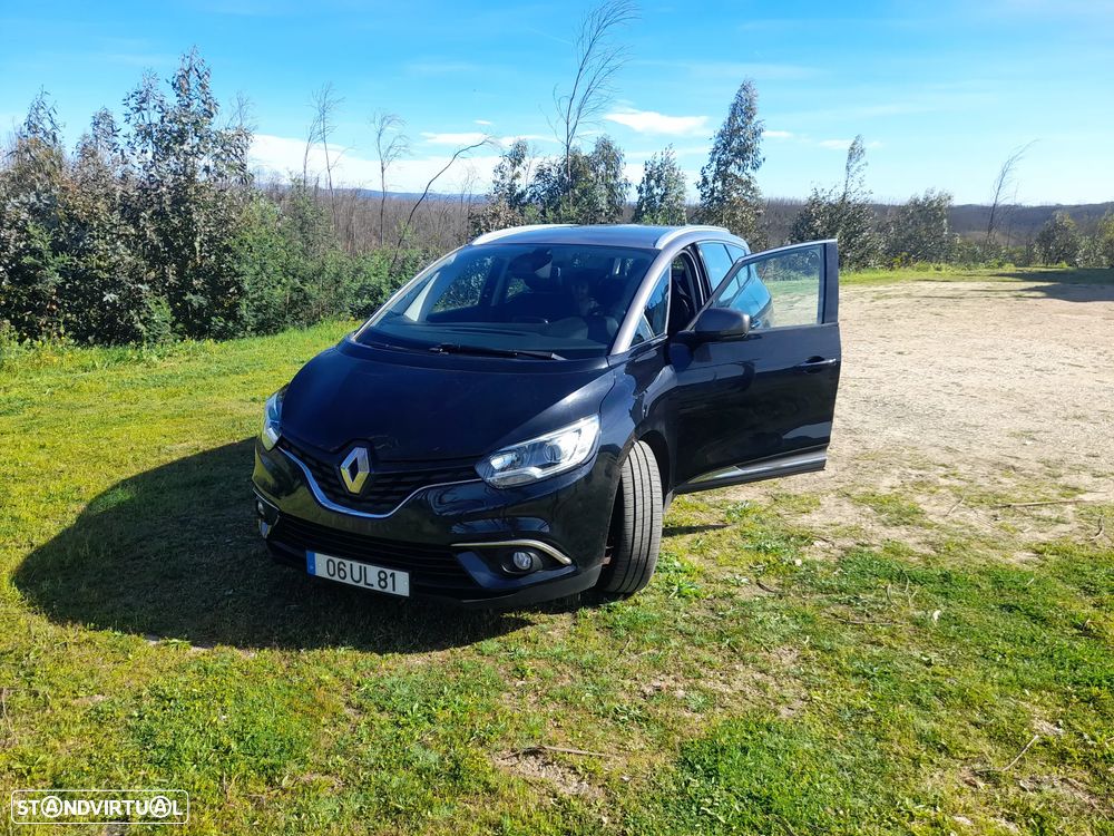 Renault Grand Scénic - 1