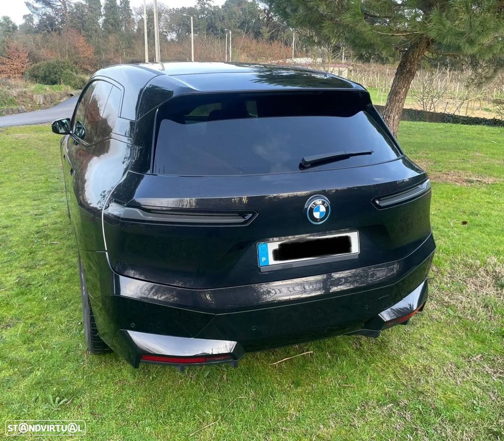 BMW iX xDrive 40 - 36