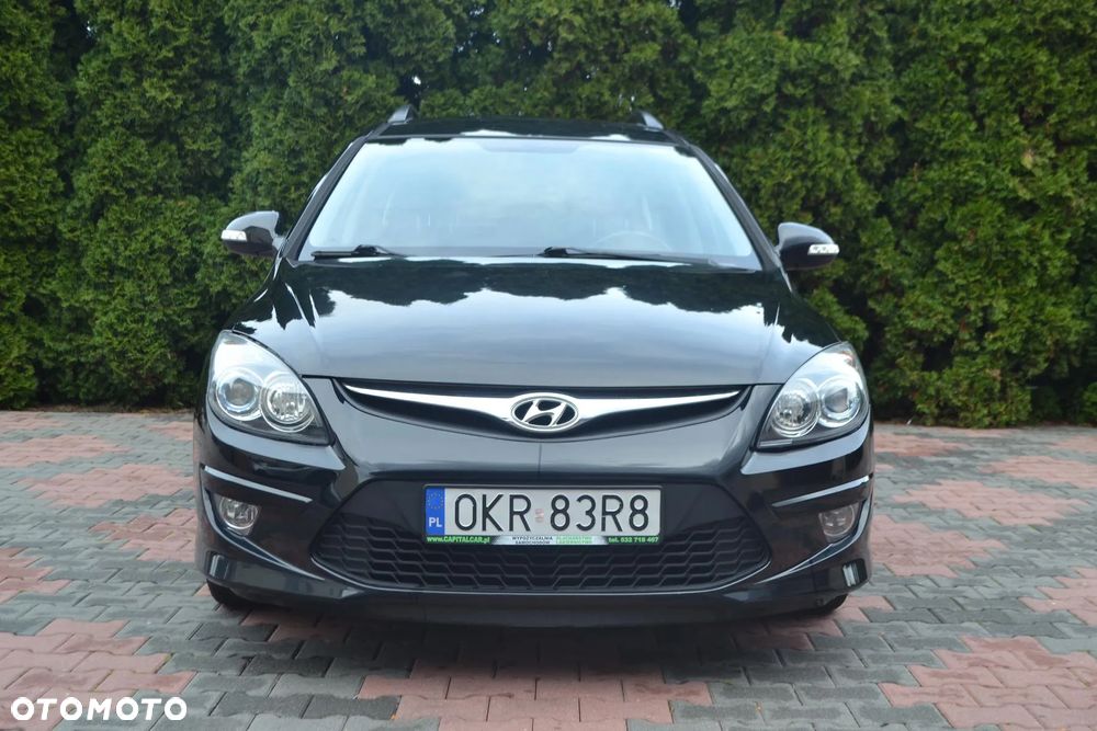 Hyundai i30 i30cw 1.6 CRDi UEFA EURO 2012 Edition - 13