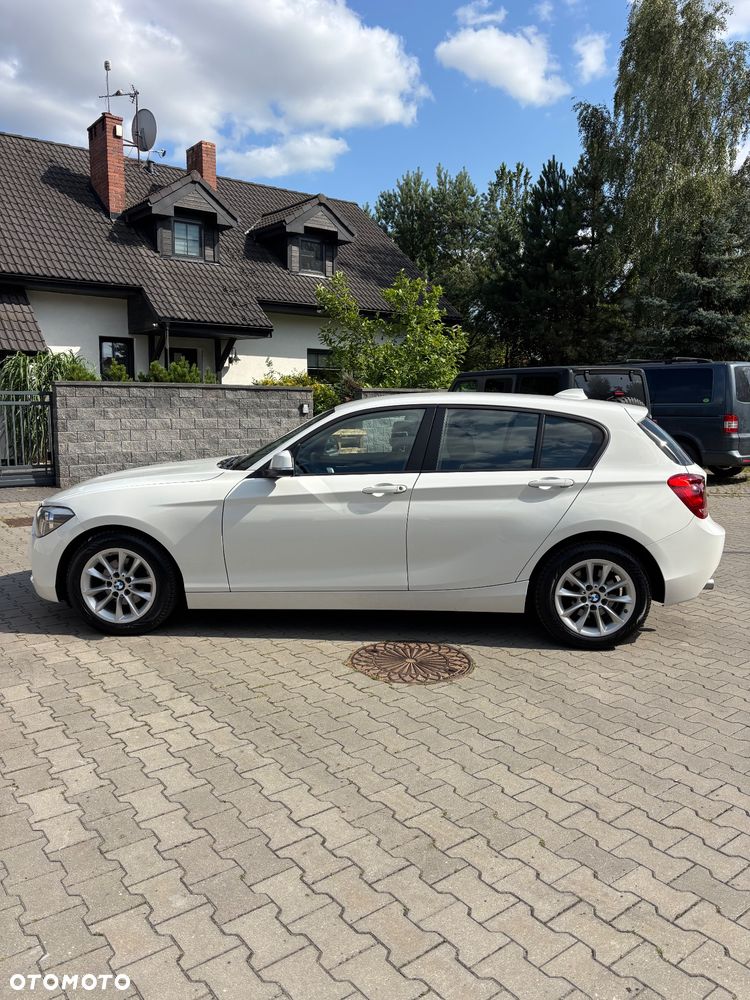 BMW Seria 1 116i - 6