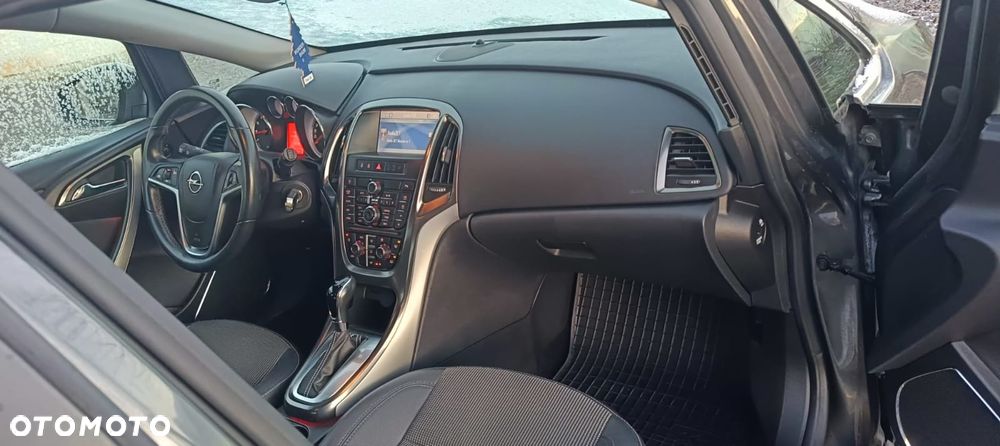 Opel Astra 1.4 Turbo Automatik Cosmo - 26